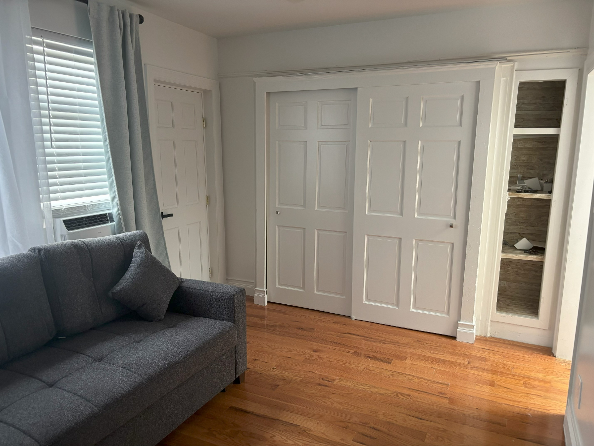Premium 2 bed/1 bath apartment in Brooklyn with washer/dryer - Photo 3