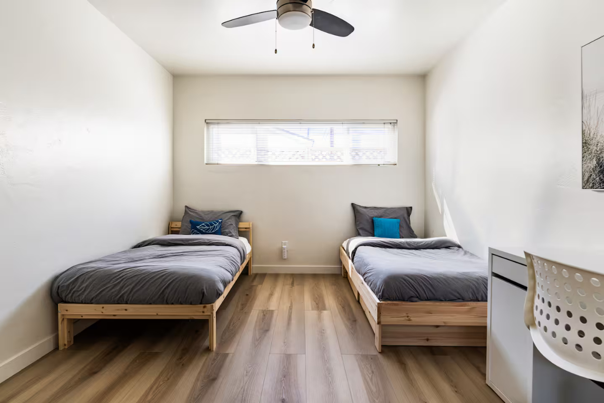 Whole house - Photo 1