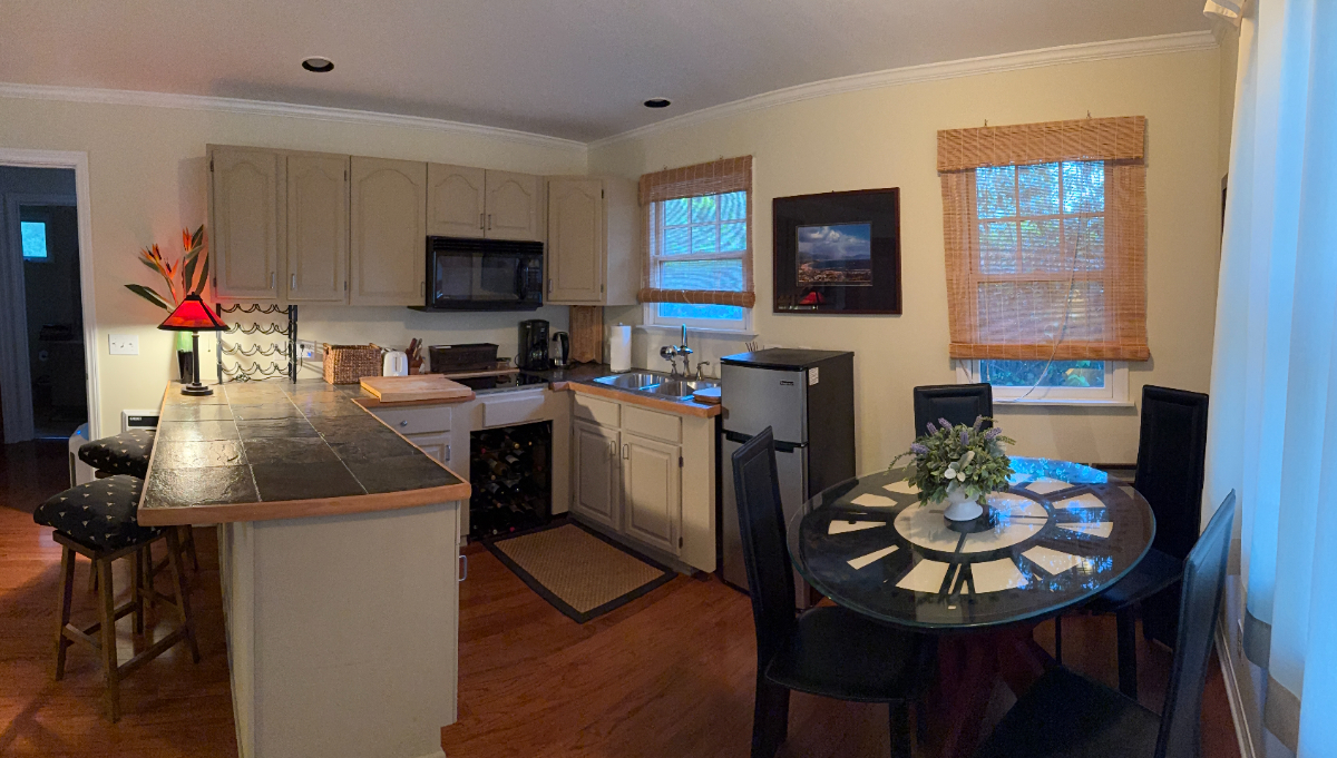Montecito Charm in Desireable Location - Photo 3