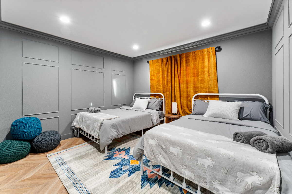 Modern Gorgeous Fully Remodeled 4BR 2BA OC Home - Photo 5