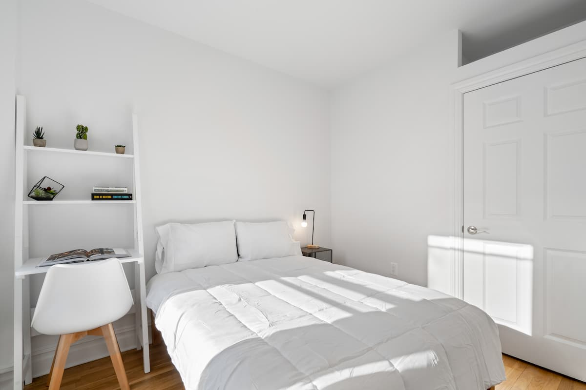 Modern Apartment near hospital in 107 Greenpoint Ave - Photo 3