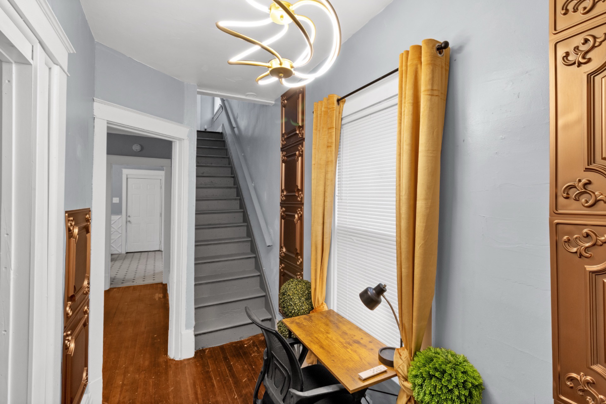 Single Family Duplex Private House - Photo 2