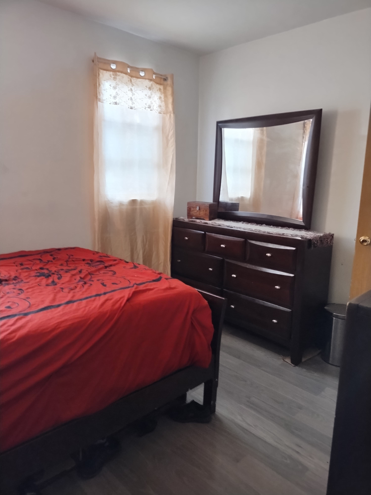 Cozy and Comfy 1 Bedroom Apartment - Photo 2