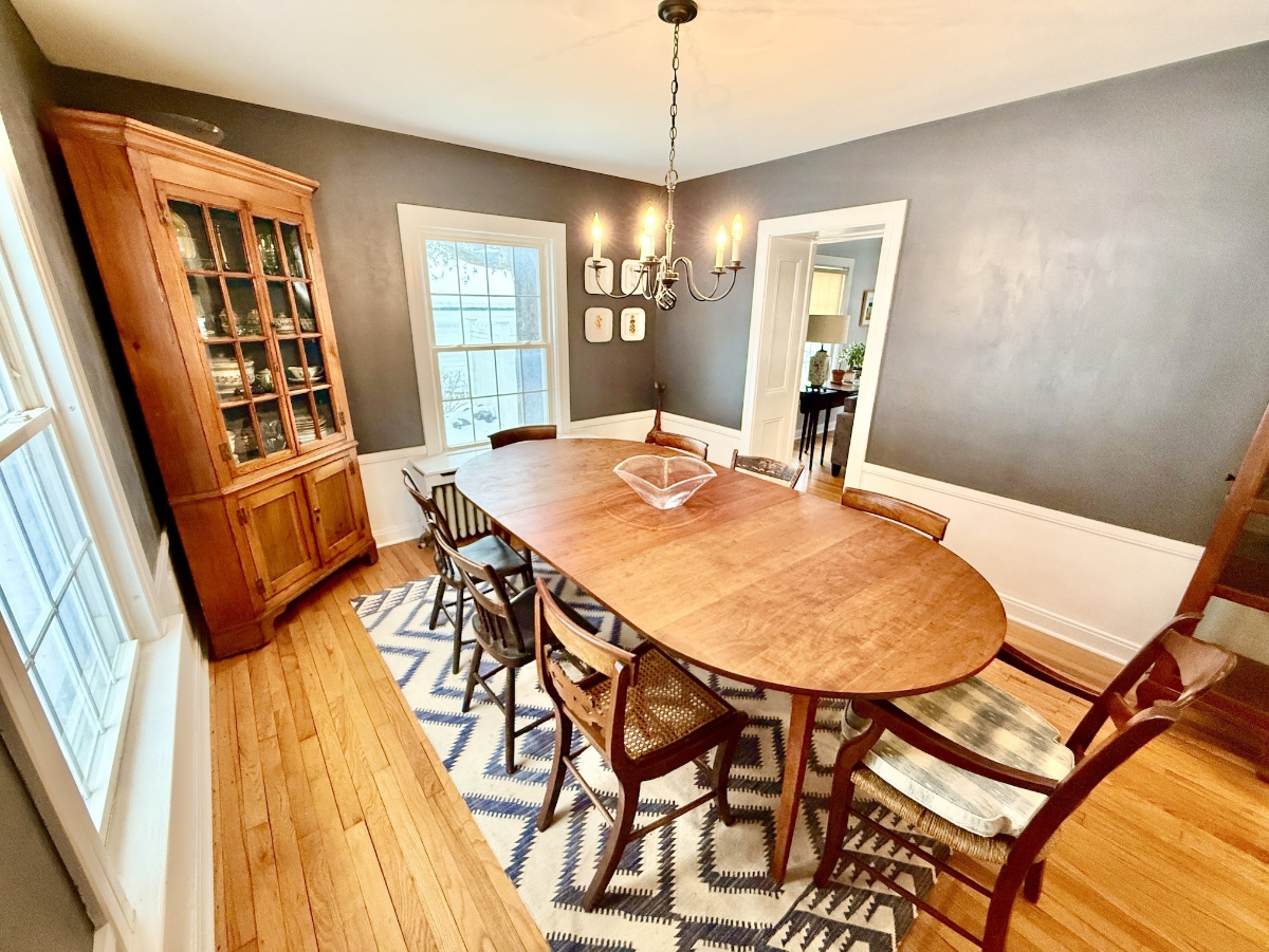 3 BDR House in Family Neighborhood near UVM, Downtown, and Lake Champlain - Photo 3