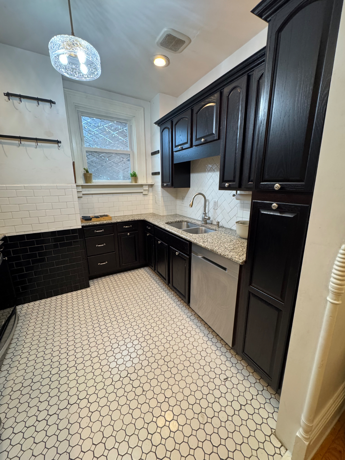 Charming Victorian Home in the heart of Wheeling - Photo 8