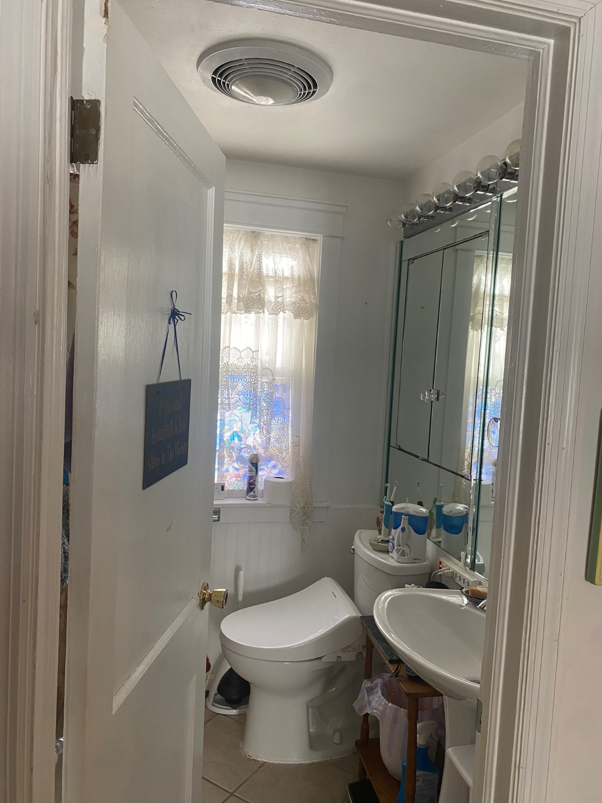 great neighborhood with house share - Photo 4