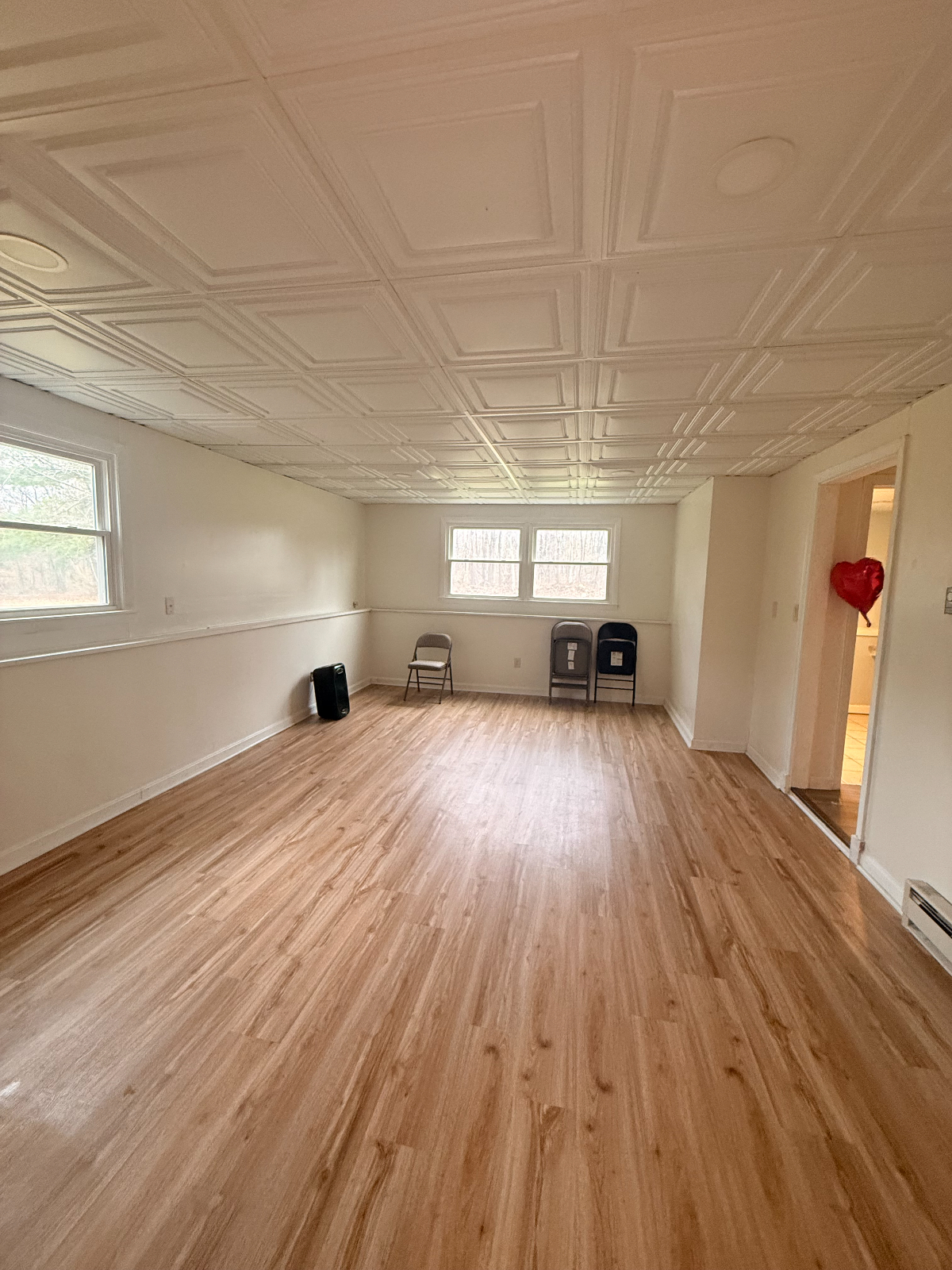 1 Bedroom Apartment Quiet Residential in Colchester - Photo 6