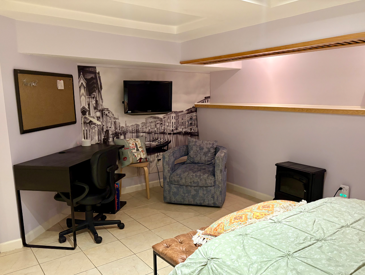 Private Bayside Studio - walk to LIRR and Bell Blvd - Photo 6