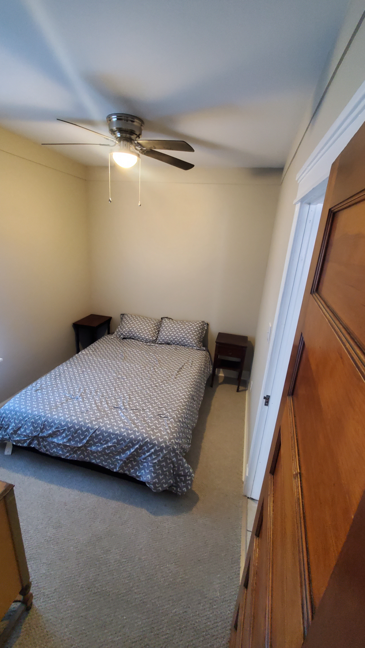 Warm inviting home away - Photo 10