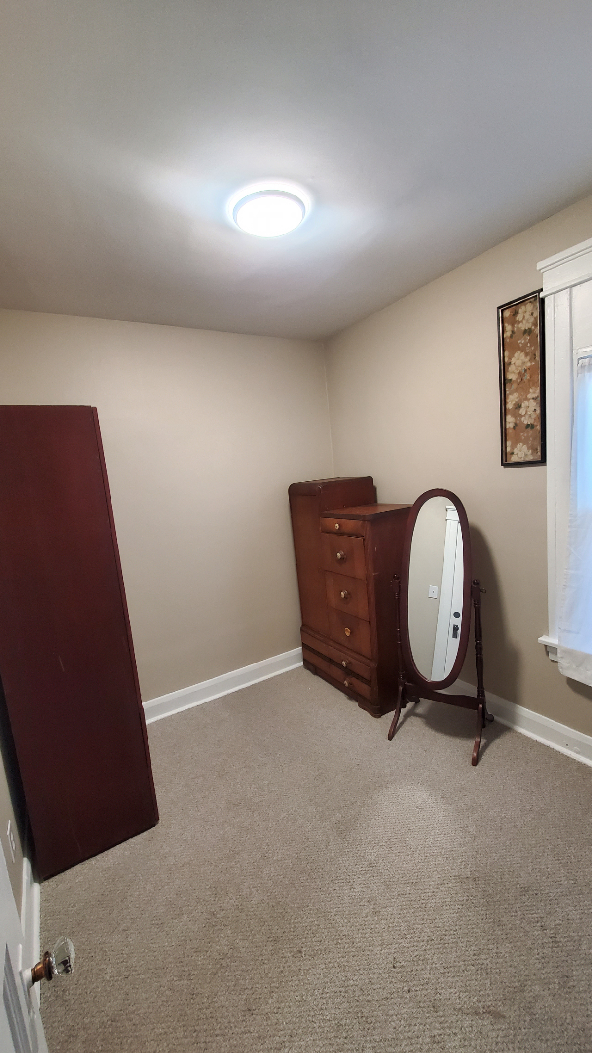 Warm inviting home away - Photo 11