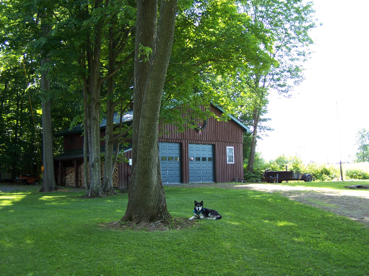House with beach rights on Lake Champlain - Photo 2