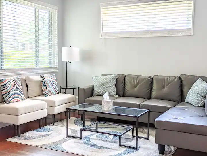 Spacious 3BR Retreat in DC Walk to Metro & Free Parking - Photo 10