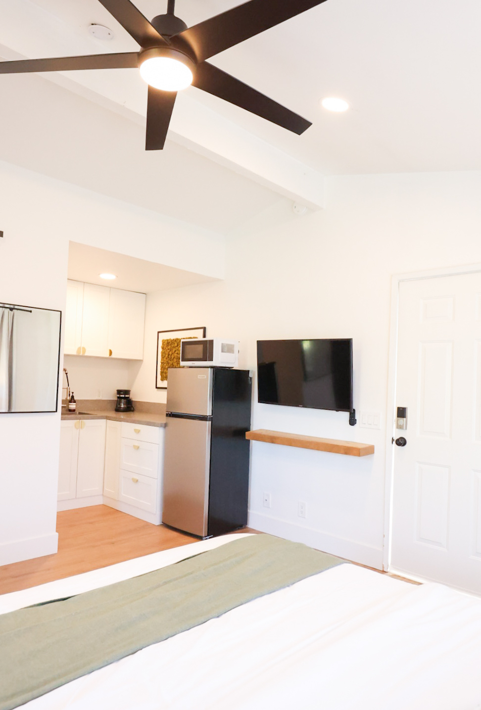 Cozy La Costa Casita - Photo 6
