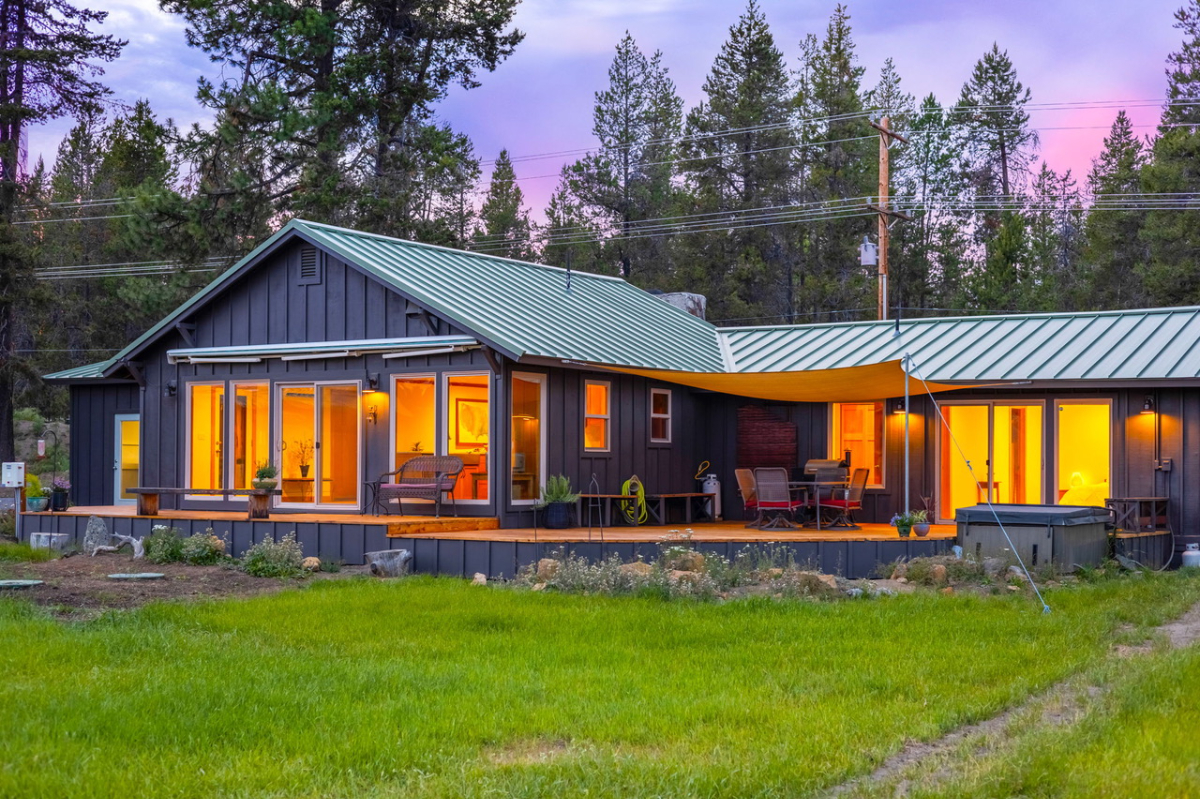 Freshly Built Retreat With Scenic Views And Expansive Outdoor Living - Photo 1