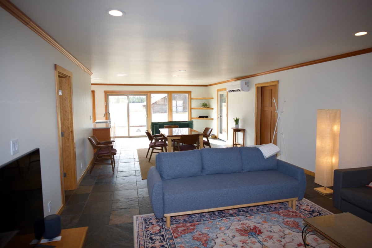Freshly Built Retreat With Scenic Views And Expansive Outdoor Living - Photo 6