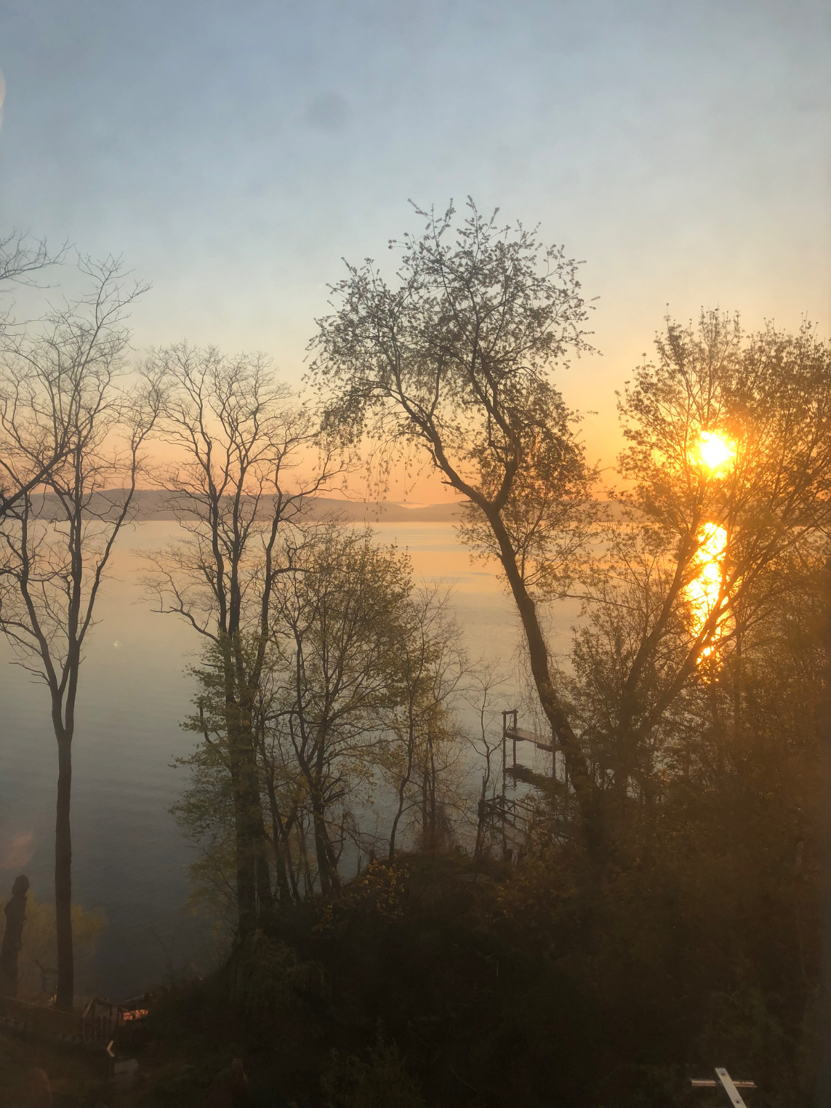 Amazing Waterfront Duplex w/ Stunning Views of the Hudson River plus Hot Tub - Photo 1