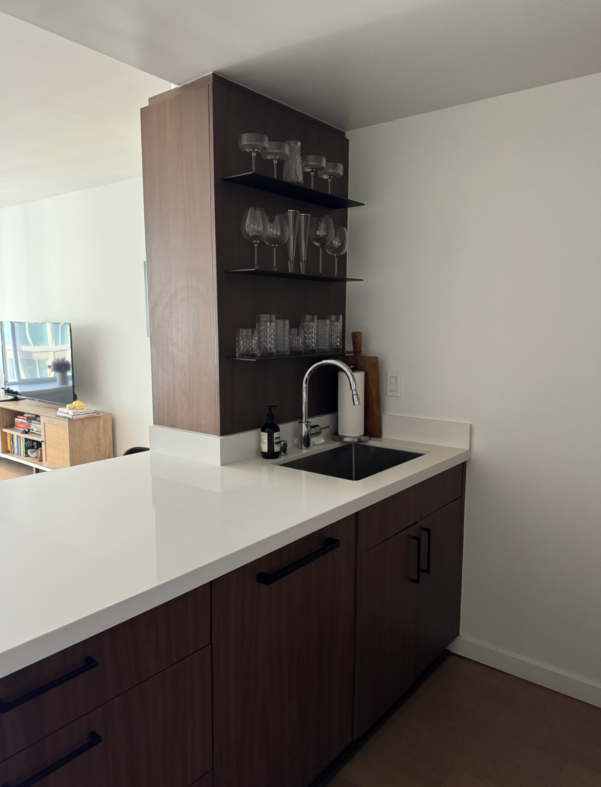 Modern 1BD/1BA High-Rise Condo in San Francisco - Photo 5