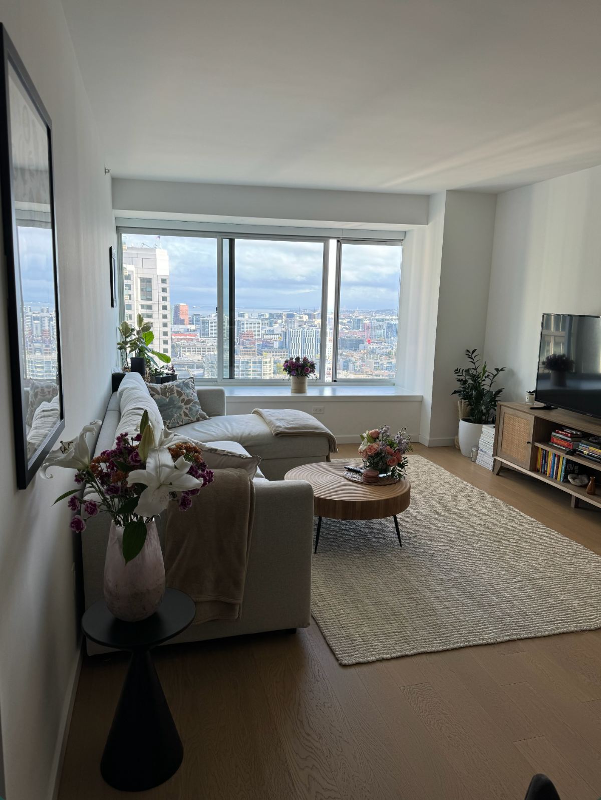 Modern 1BD/1BA High-Rise Condo in San Francisco - Photo 3