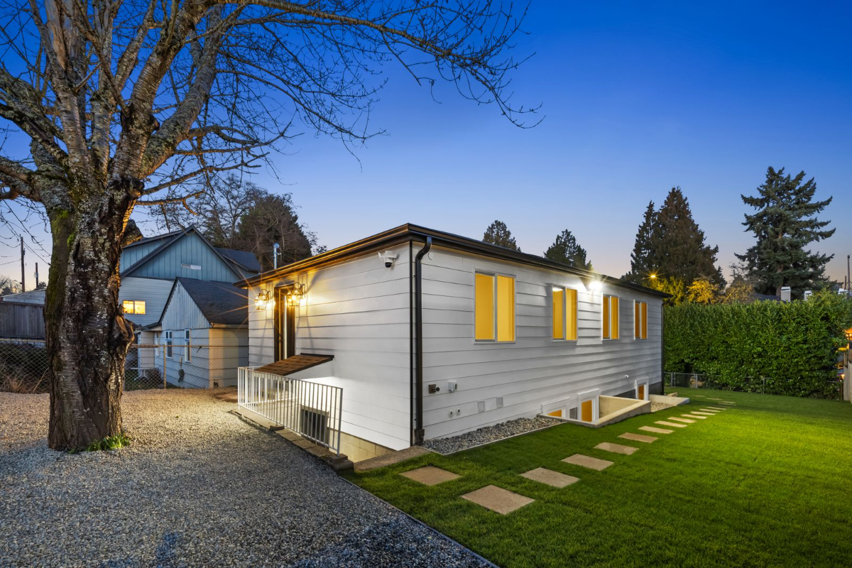 Fauntleroy Way Beautiful White Home