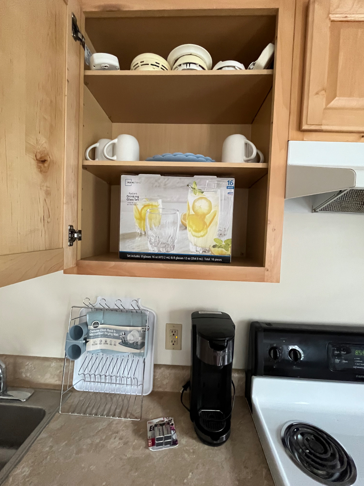 Cozy studio close to hospital and downtown Saratoga - Photo 10