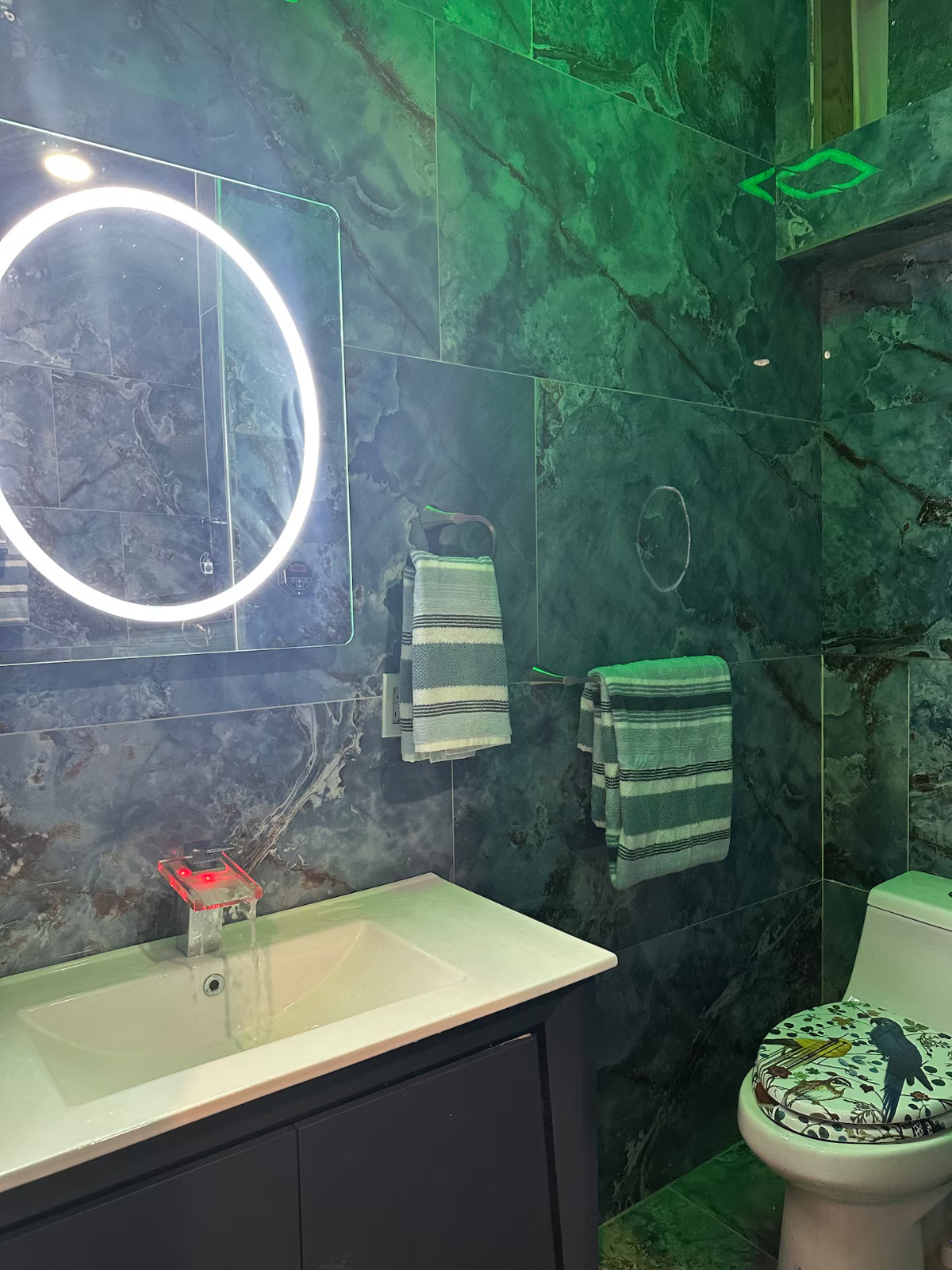 420 Guest House - Studio w/Spa Bath & Private Entrance - Photo 6