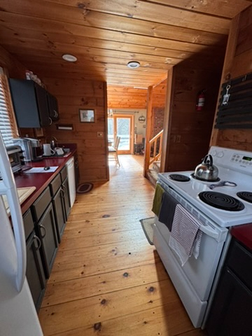 3 bedroom 2 full bath cottage west wardsboro, Vermont - Photo 5