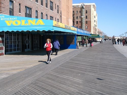 Cozy Private Room Steps From The Beach, Near South Brooklyn Hospital & Stores - Photo 12