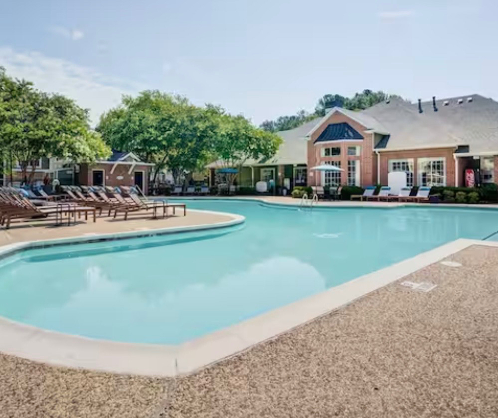 Beautiful Condo off Glenwood Ave