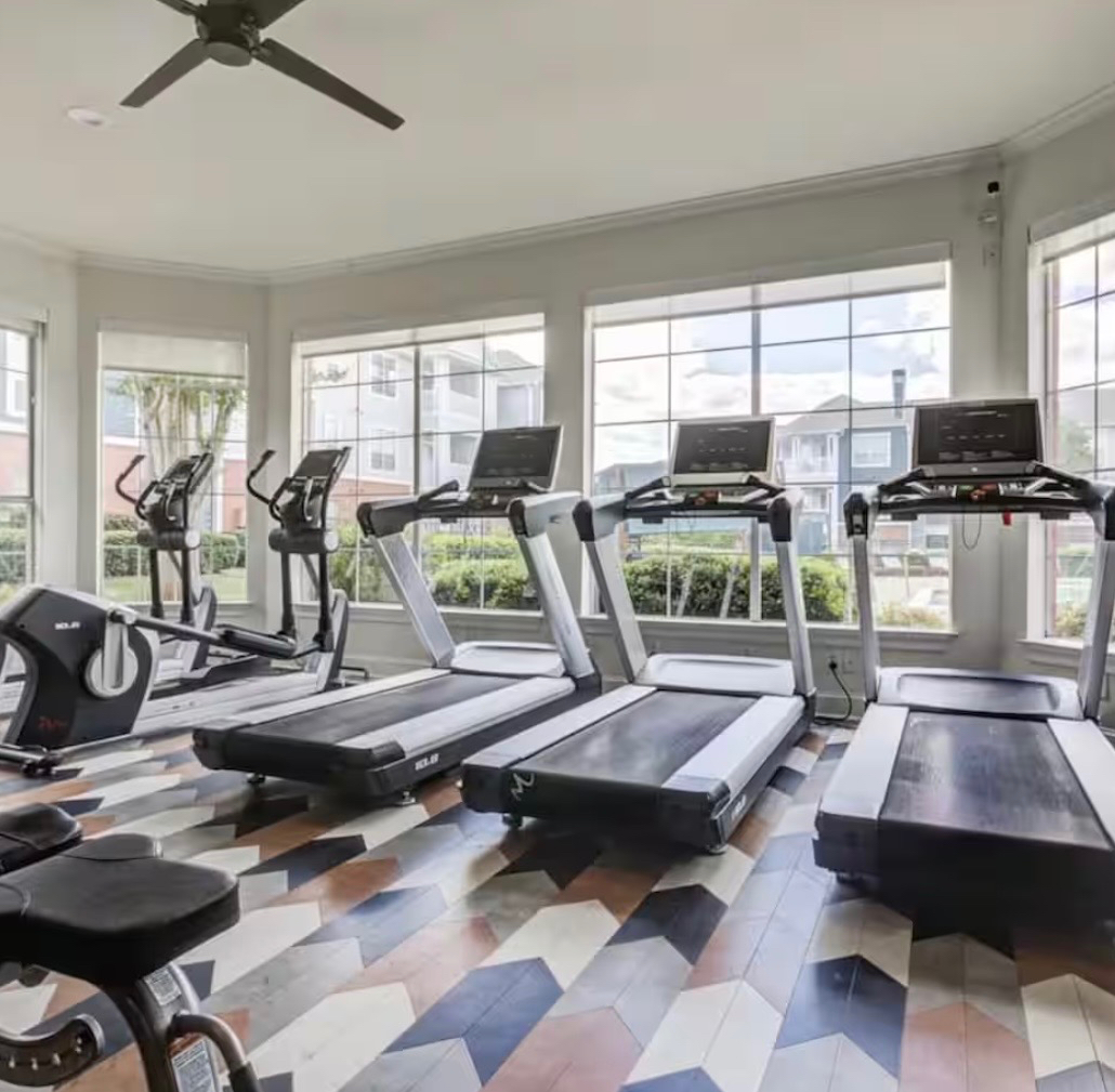 Beautiful Condo off Glenwood Ave - Photo 10