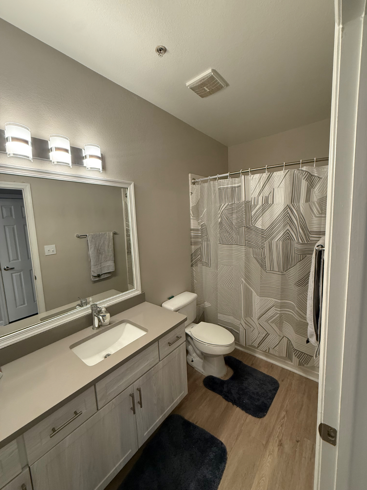 Beautiful Condo off Glenwood Ave - Photo 6