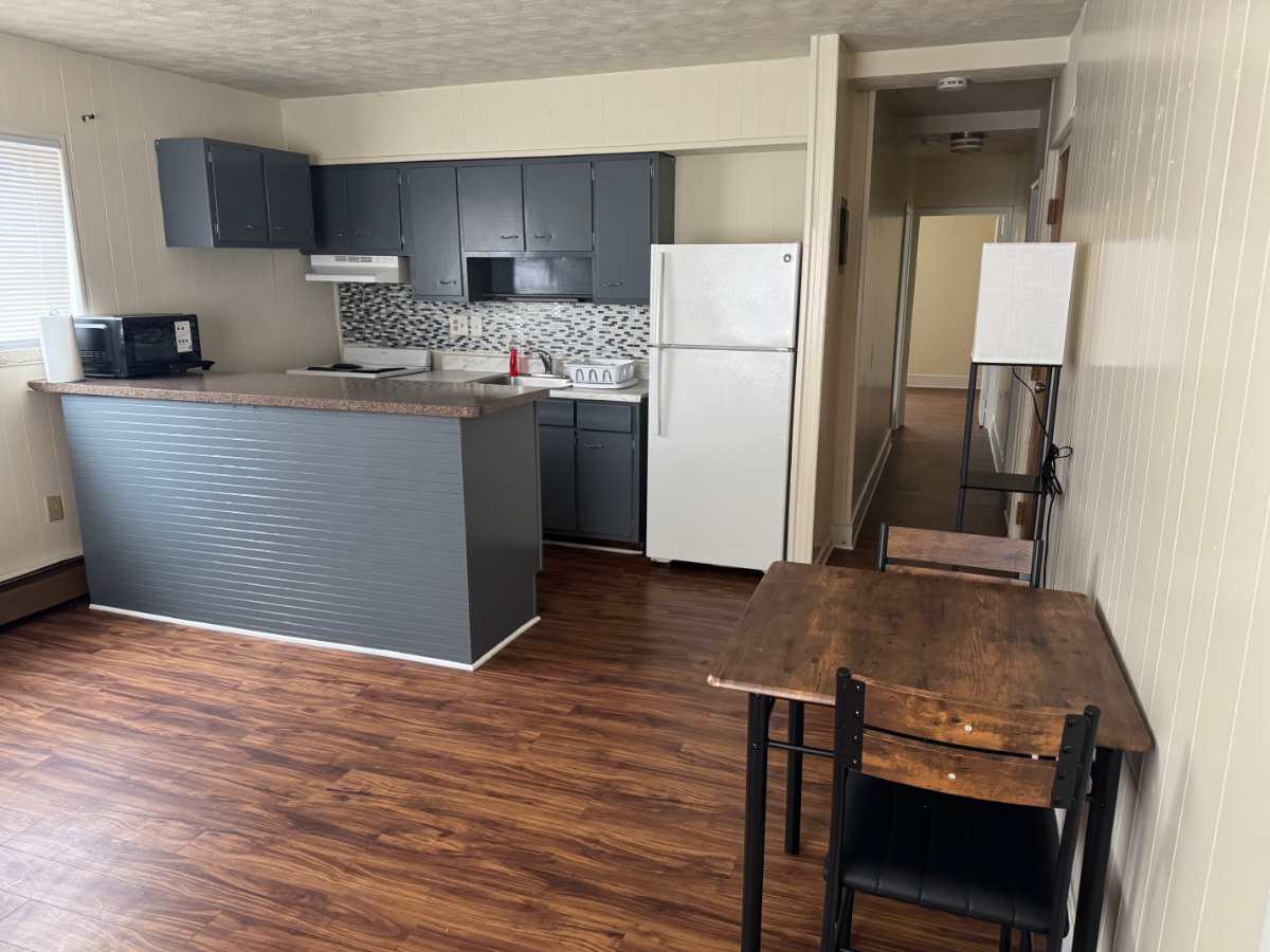 Laurel Apartment - 2 - Photo 6