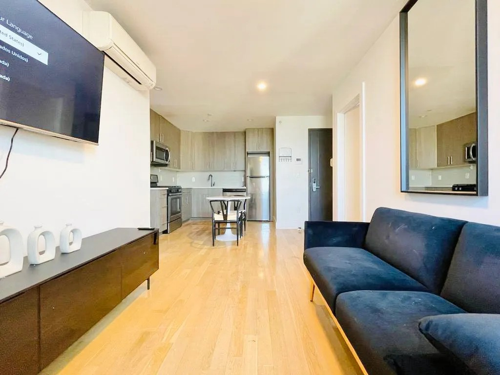 Lux building, Gym, Laundry, Private Terrace, 562 - Photo 1