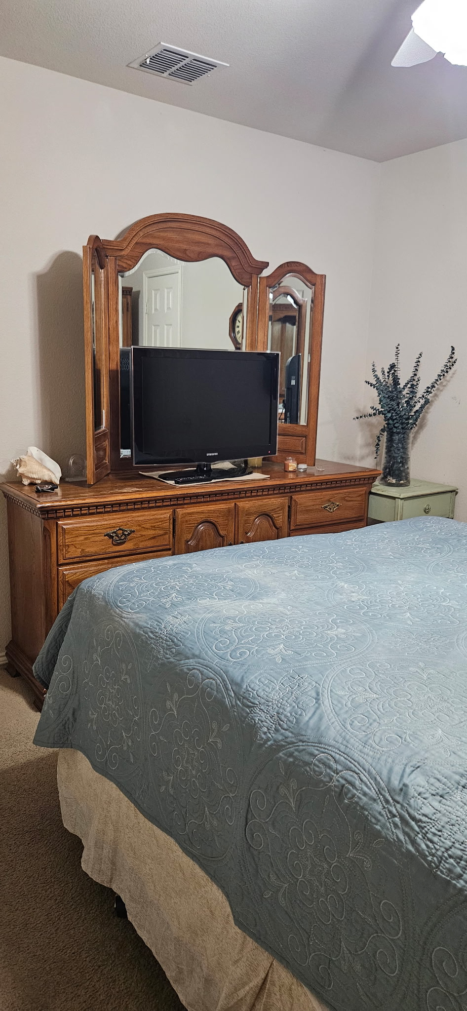 Fully Furnished Private Room Near Hospitals And Tollway Access - Photo 7