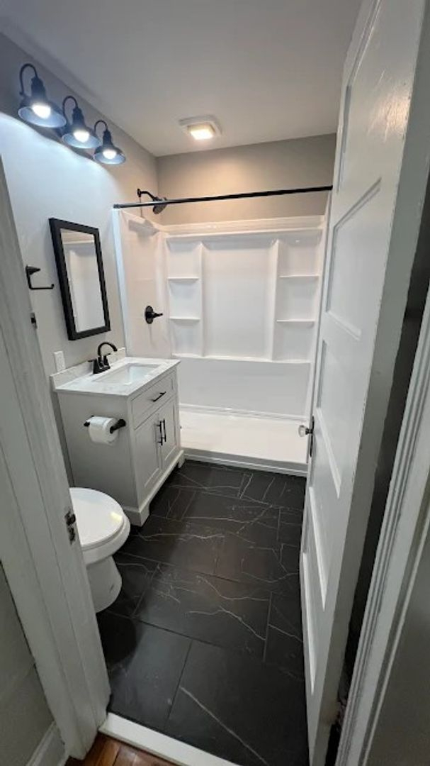 Freshly Renovated 3bdrm Furnished in the Westcott Area - Photo 7