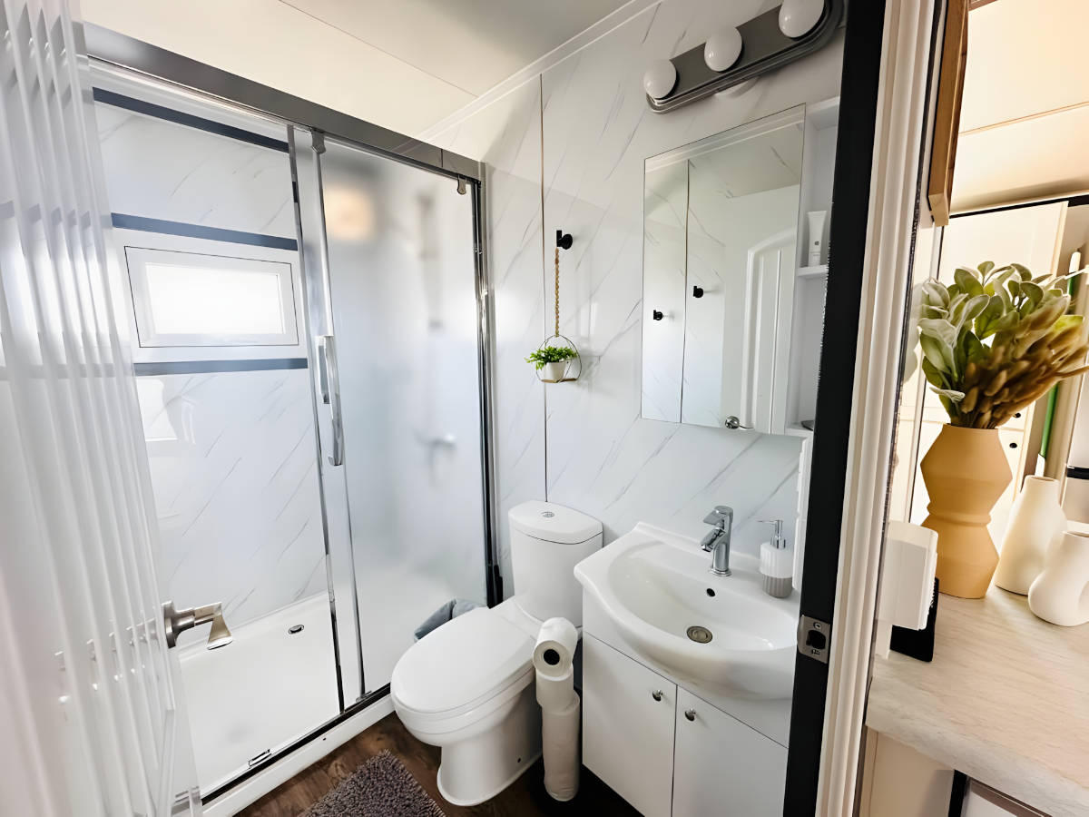 Studio Suite - Photo 3