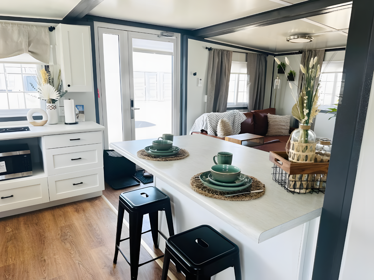 Studio Suite - Photo 7