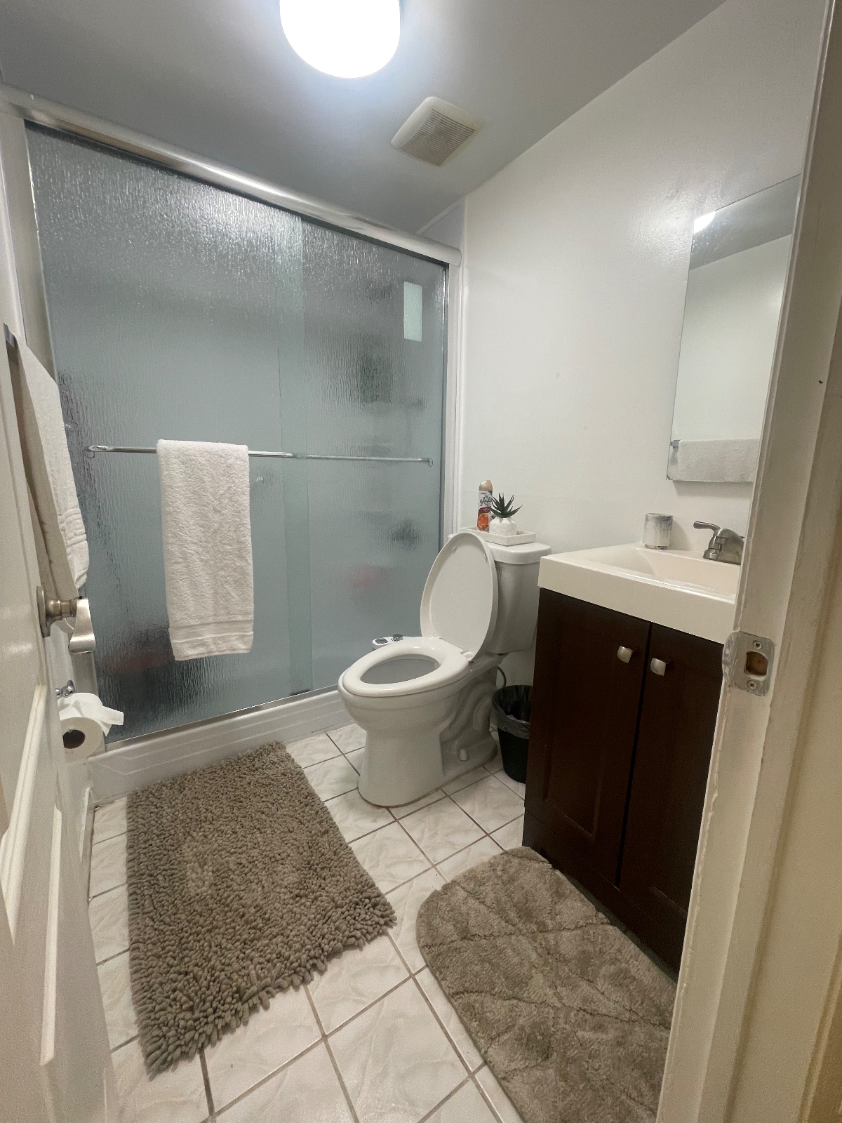 Fully Furnished Studio Apartment in Staten Island - Photo 7