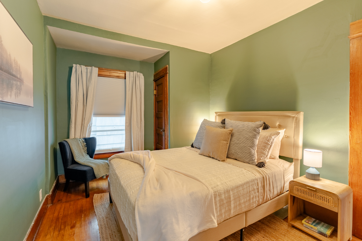 3 Bed 1 Bath Spacious and Bright Apartment in Westcott (Syracuse) - Photo 7