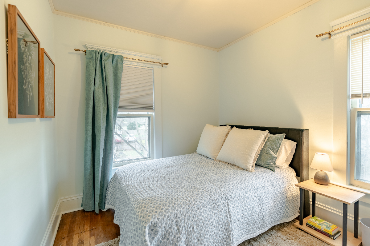 3 Bed 1 Bath Spacious and Bright Apartment in Westcott (Syracuse) - Photo 8