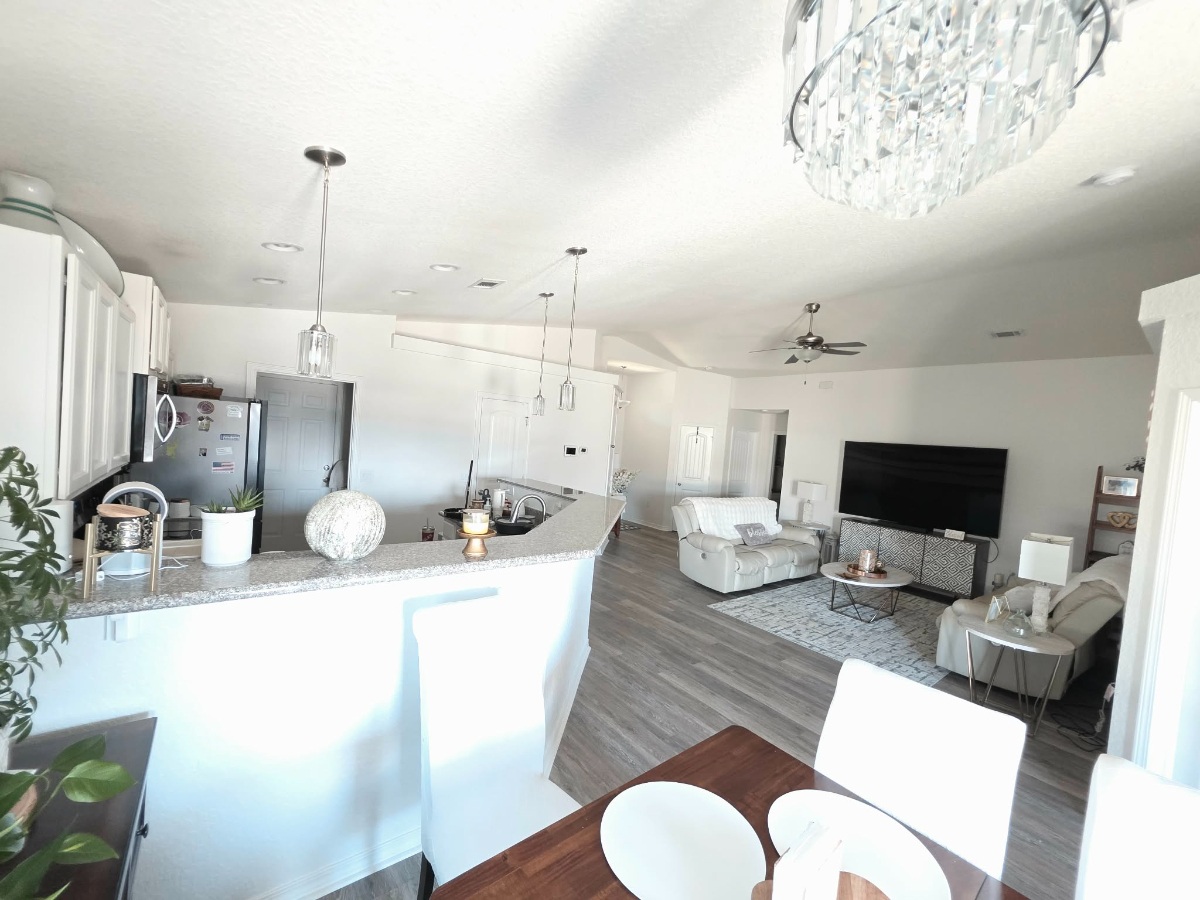 Fully Furnished 3 Bedroom Home Close To Downtown Pensacola, Major Hospitals, Military Bases And Pens - Photo 5