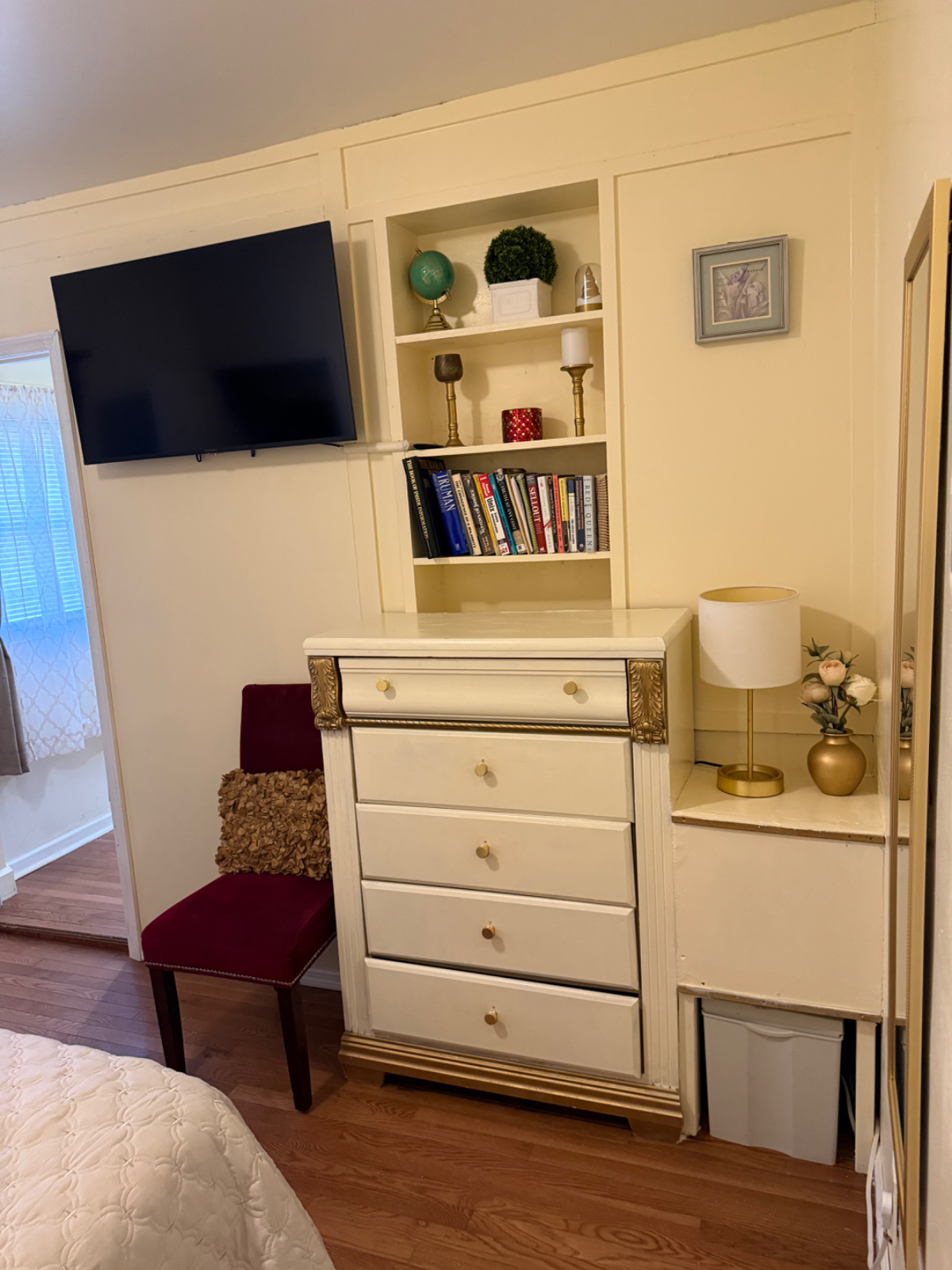 Deluxe Chic Apartment Experience - Photo 3