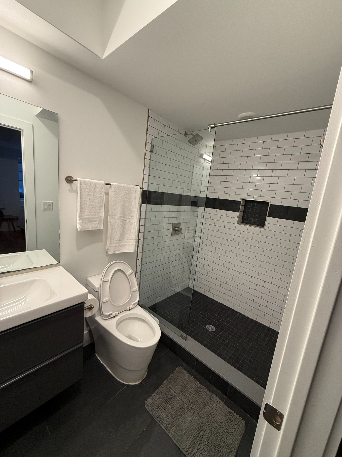 University City 3bed/3Bath - Convenient to Penn/CHOP/Drexel - Photo 12