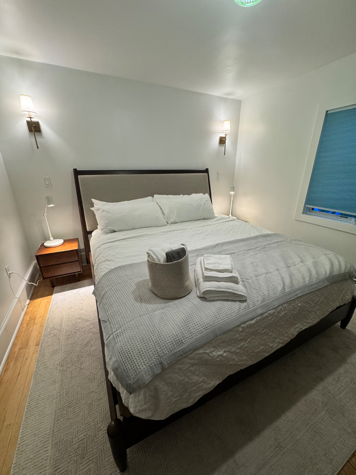 Charming 3-Bedroom Home with Dedicated Parking and Easy Access to Shopping, Dining, and Everyday Ess - Photo 10