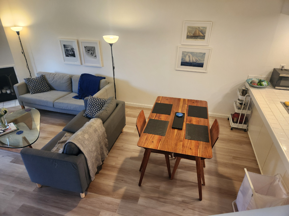Spacious room in PB townhouse - Photo 6
