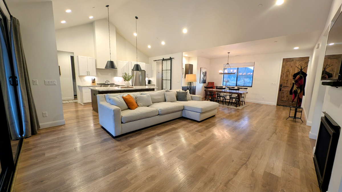 Bright Cottage-Style Home with Sweeping Views - Minutes to Town & Slopes - Photo 4
