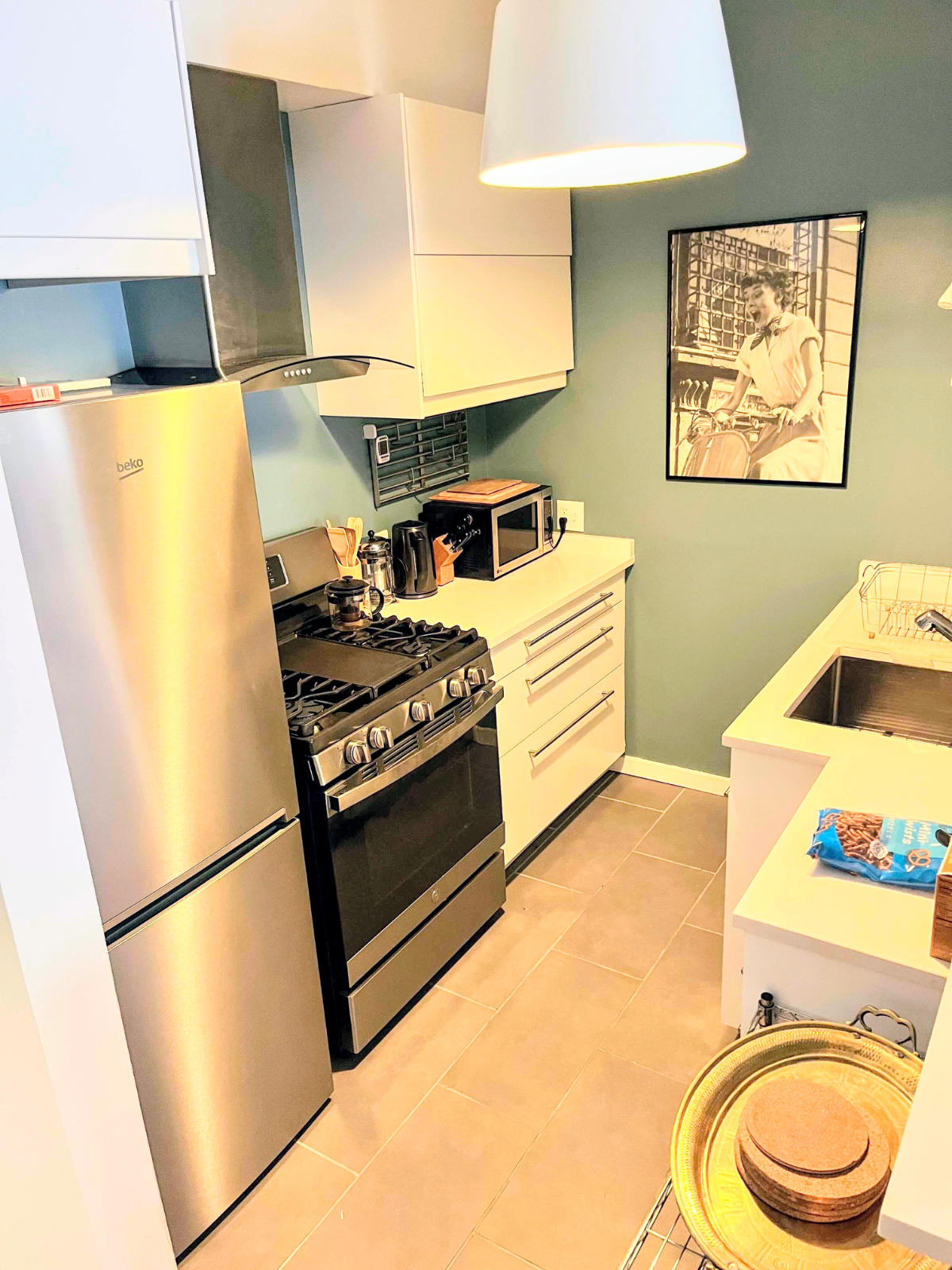 Sunny 1-bdrm in safe, historic Telegraph Hill, near North Beach cafes, restaurants, shops and nightlife - Photo 5