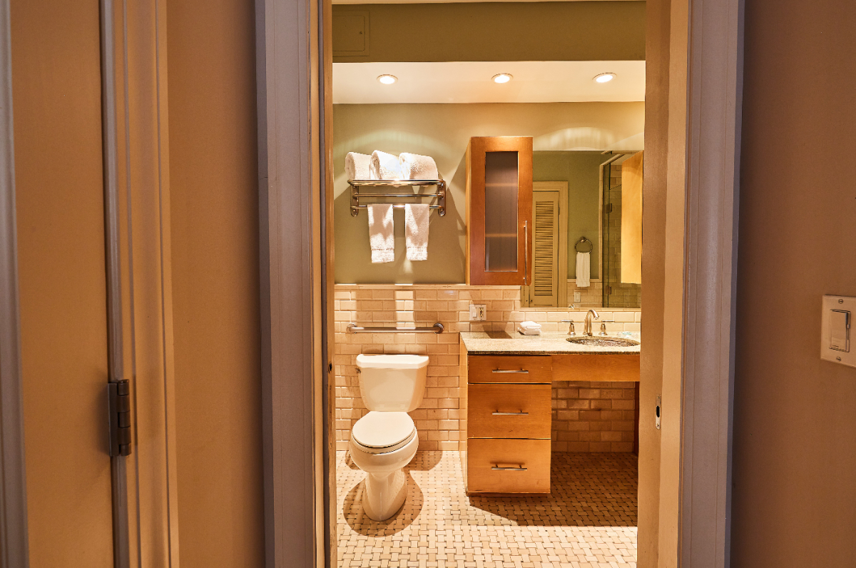 Welcome to Your Spacious Midtown Boutique Hotel - Photo 9
