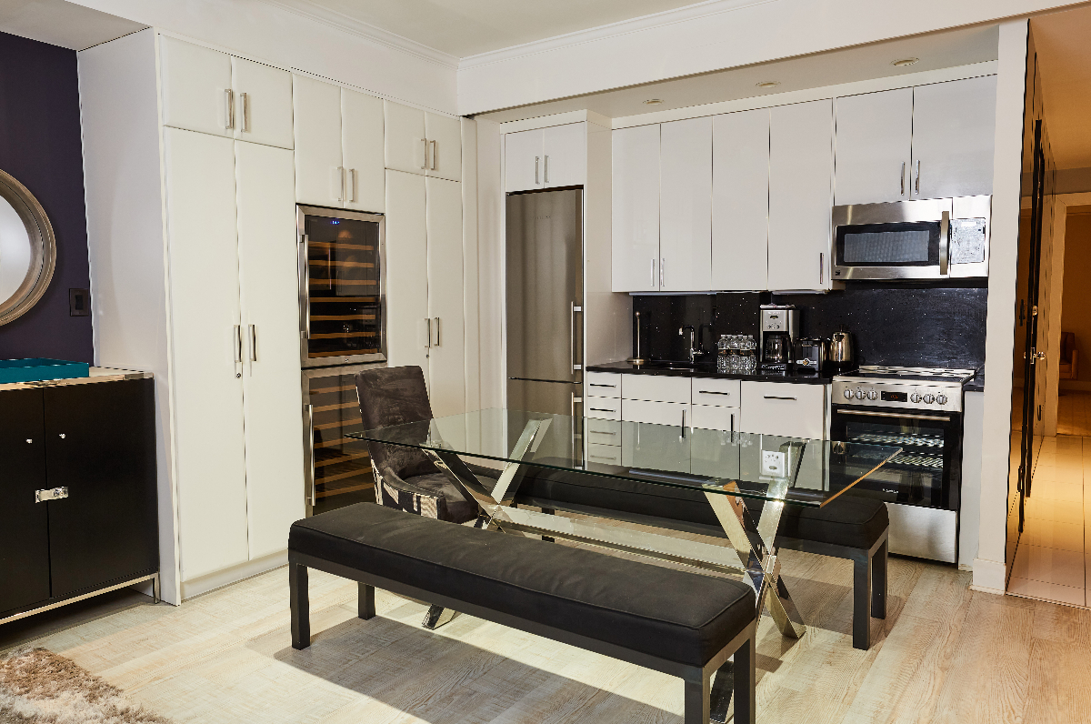 Welcome to Your Spacious Midtown Boutique Hotel - Photo 2