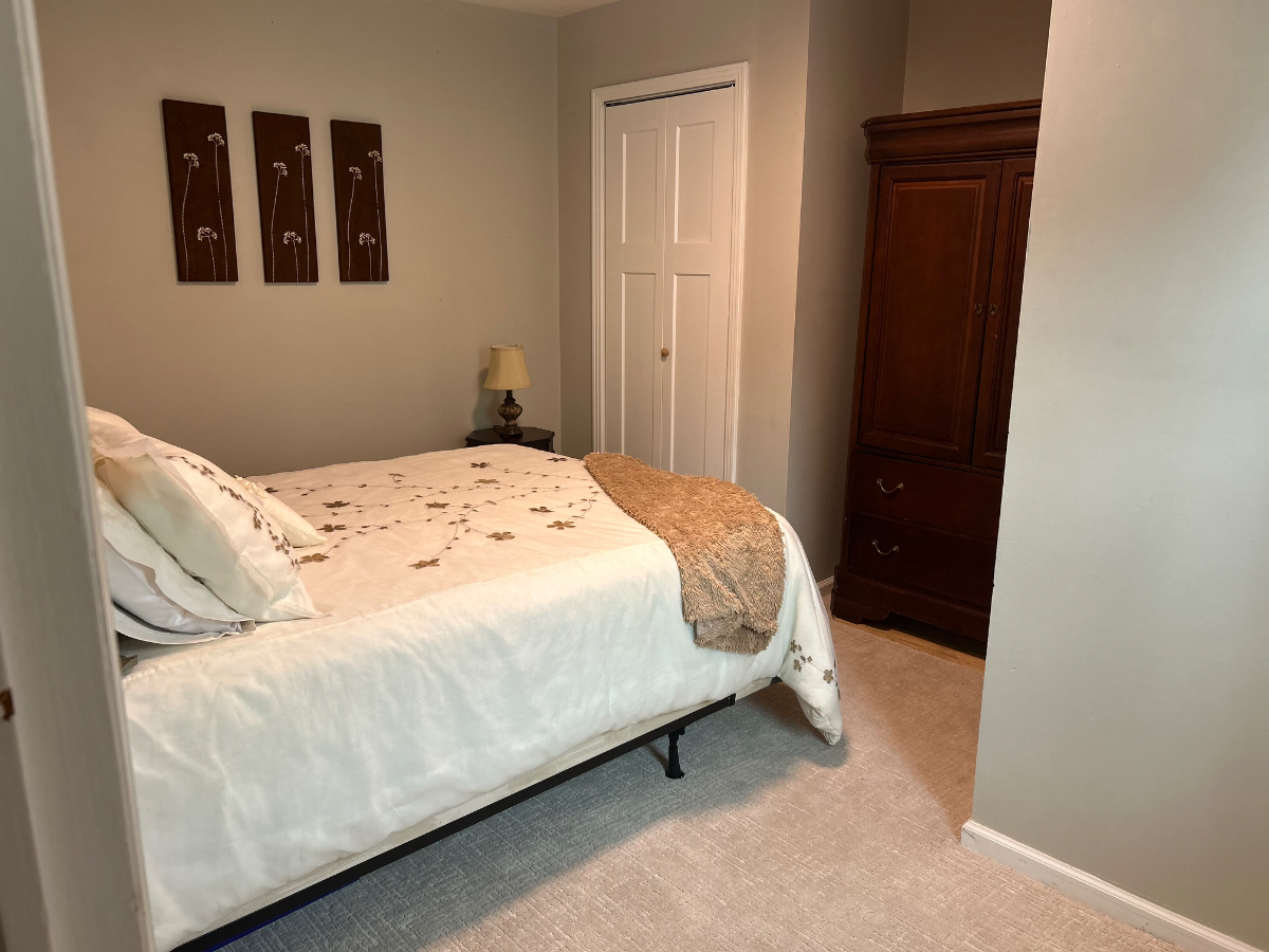 Entire apartment close to many hospitals & Griffiss - Photo 5