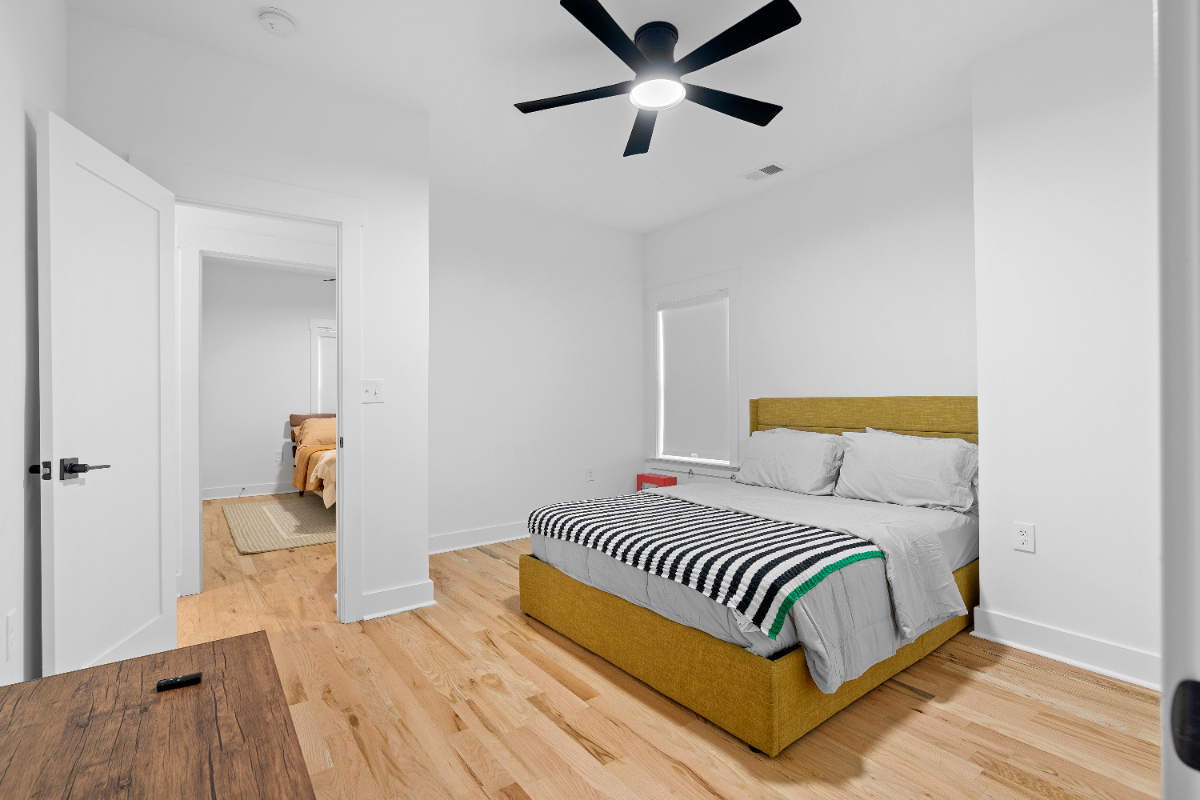 Modern Farmhouse College Park - Photo 2